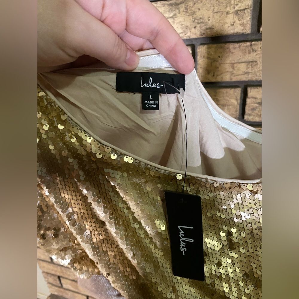 Nwt lulus sequin‎ top - Picture 5 of 5